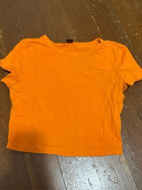 SHEIN Bright Orange Short Sleeve Crop Top